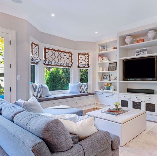 Picture of Tidy room filled